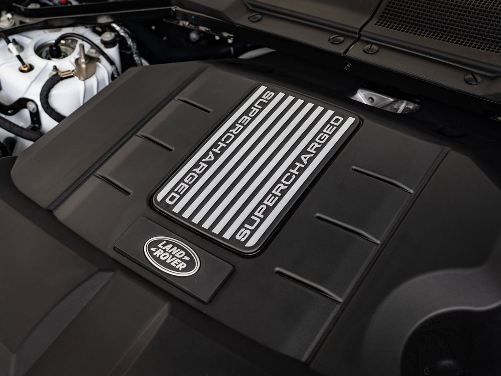 2025 Land Rover Defender 110 X-Dynamic SE photo 35