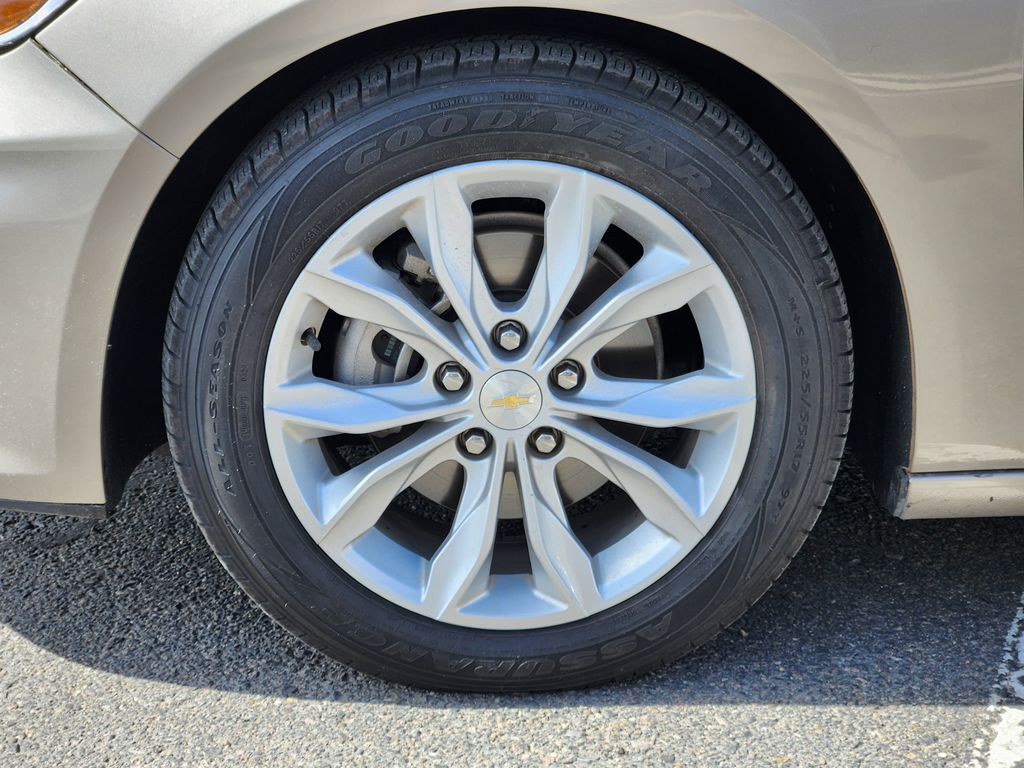 2022 Chevrolet Malibu 1LT photo 6