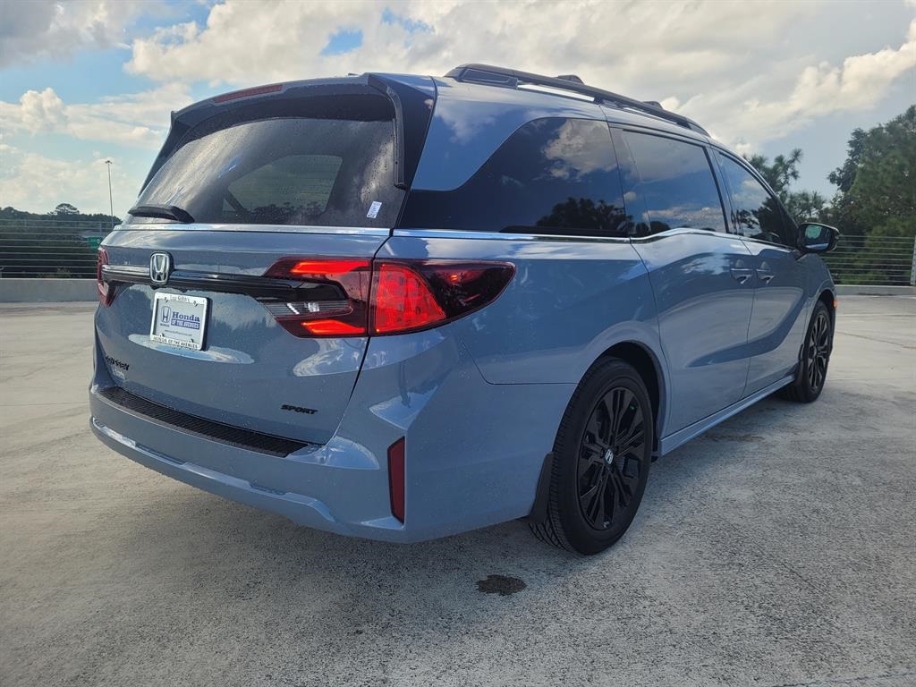 2026 Honda Odyssey photo 4