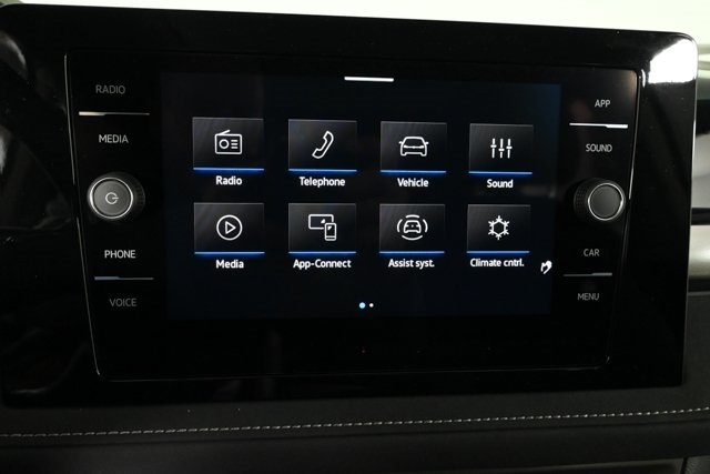 2025 Volkswagen Taos SE photo 9