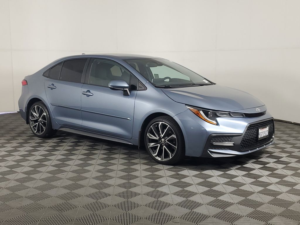 2020 Toyota Corolla SE photo 2