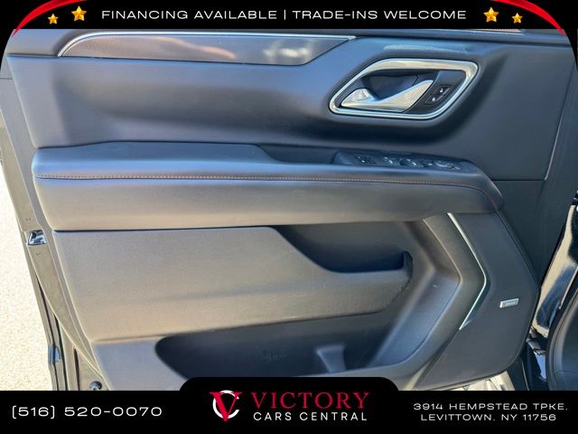 2021 Chevrolet Suburban RST photo 10