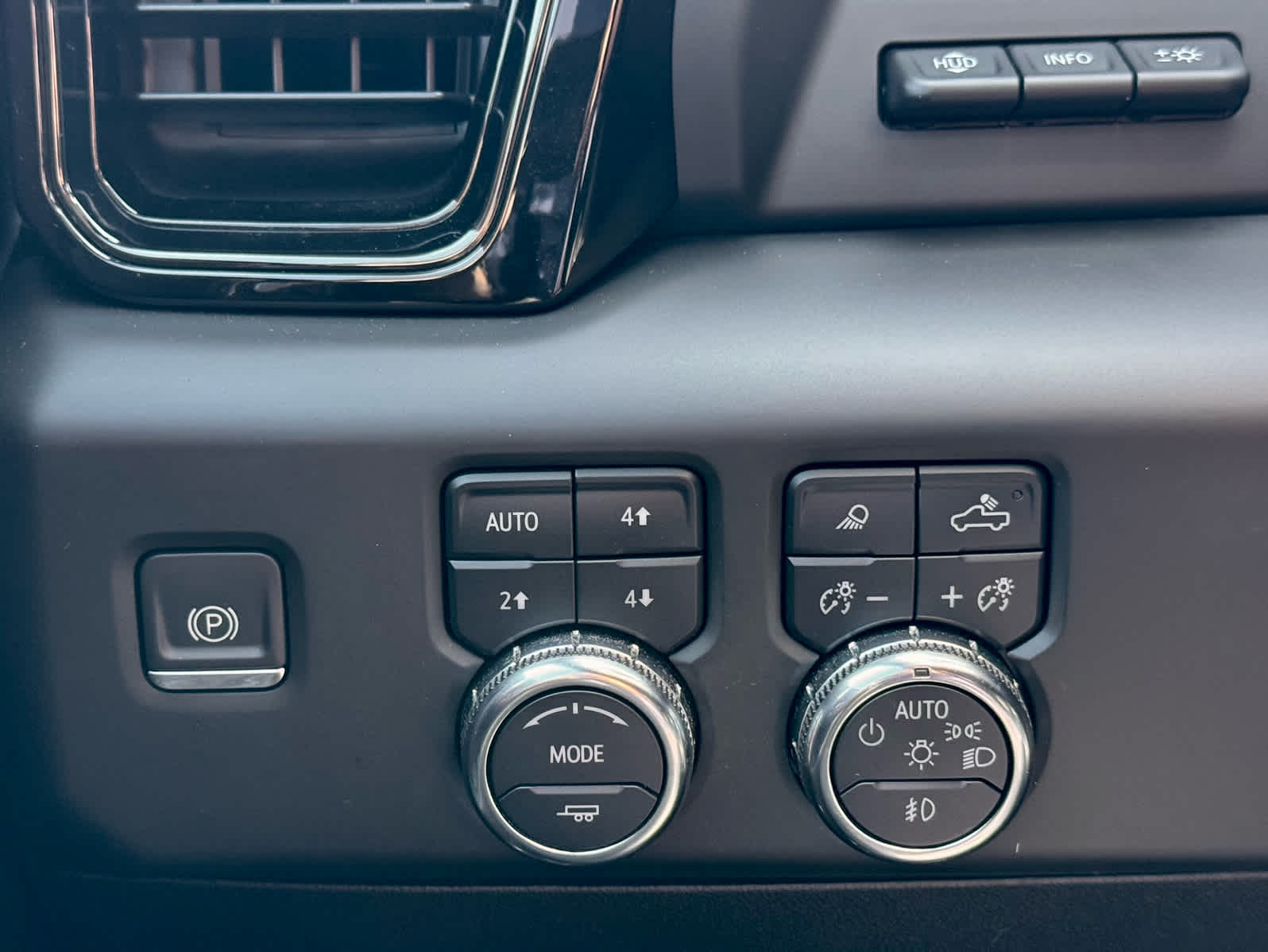 2024 Gmc Sierra 2500 HD AT4 photo 14
