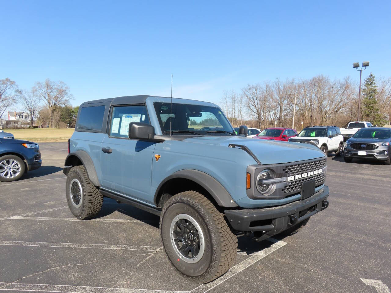 2024 Ford Bronco Badlands photo 3