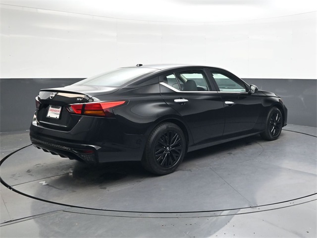 2024 Nissan Altima 2.5 SV photo 4