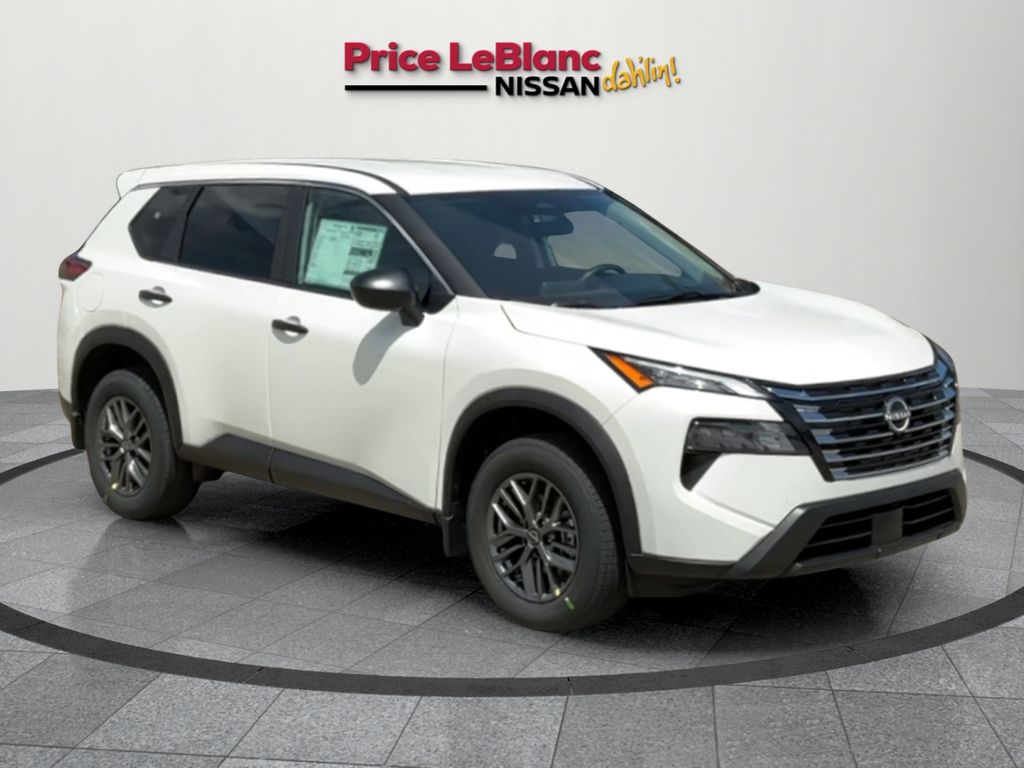 2026 Nissan Rogue S photo 10