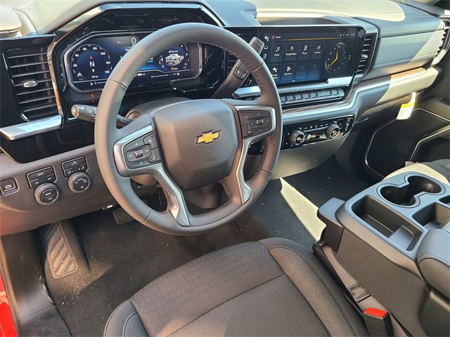 2025 Chevrolet Silverado 1500 LT photo 12