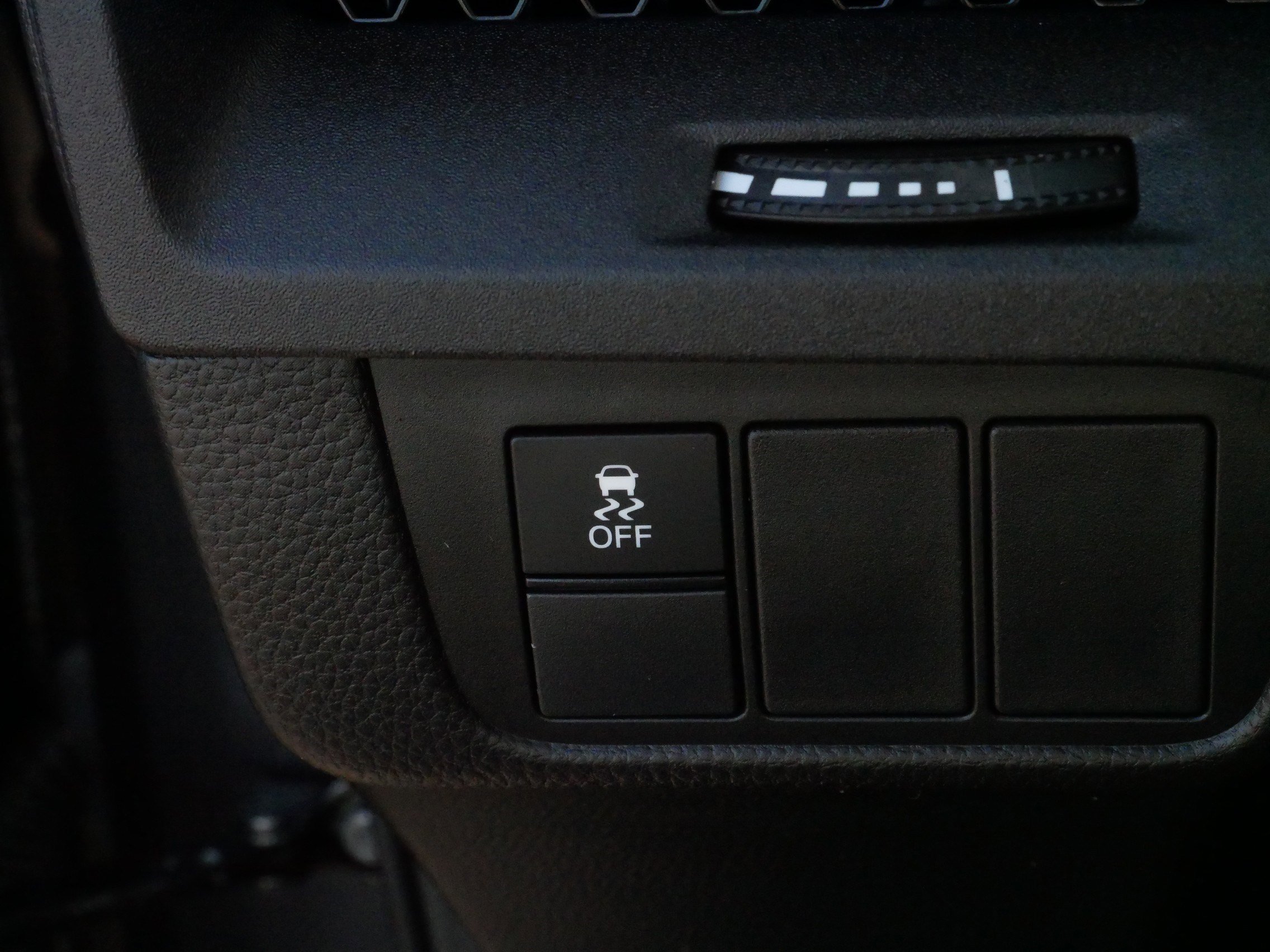 2025 Honda CR-V LX photo 25