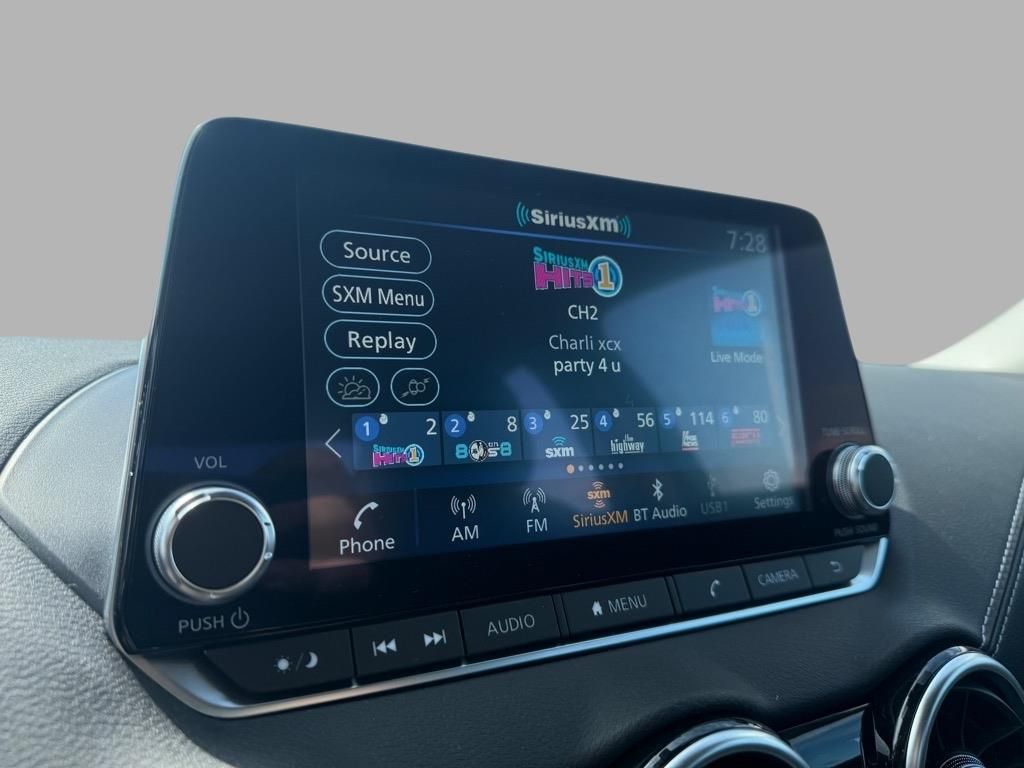 2025 Nissan Sentra SV photo 5