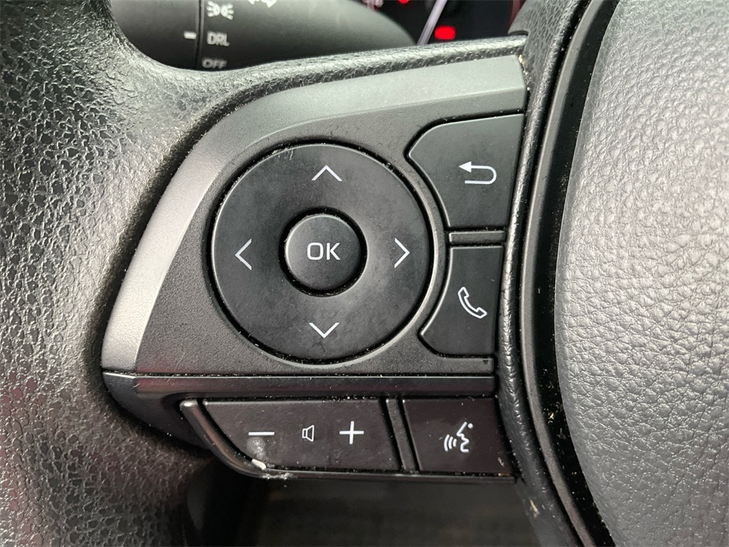 2024 Toyota RAV4 LE photo 28