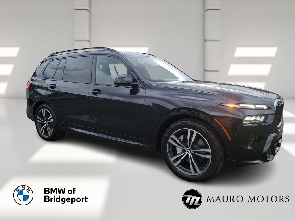 2024 BMW X7 40i's photo