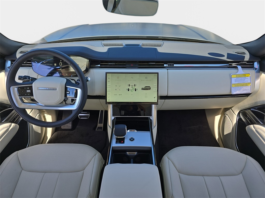 2025 Land Rover Range Rover SE photo 8