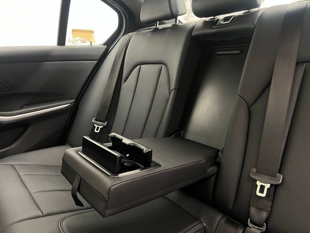 2024 Bmw 330i xDrive photo 35