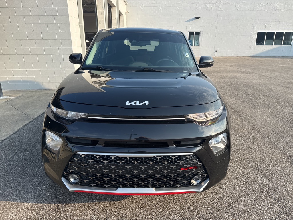 2022 Kia Soul GT-Line photo 2