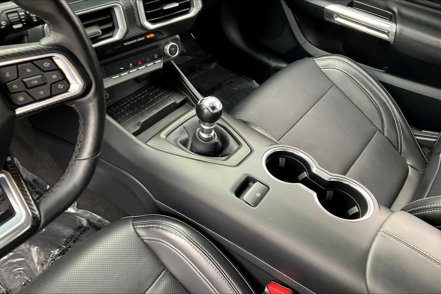 2024 Ford Mustang GT Premium photo 14