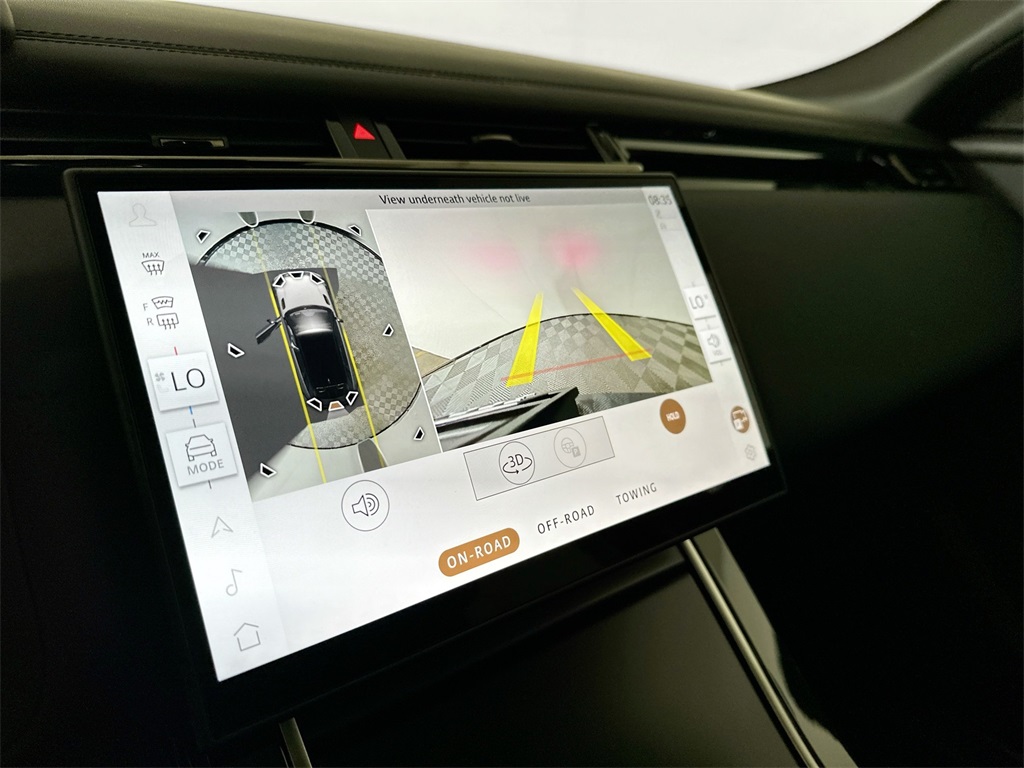 2026 Land Rover Range Rover Velar SE photo 17