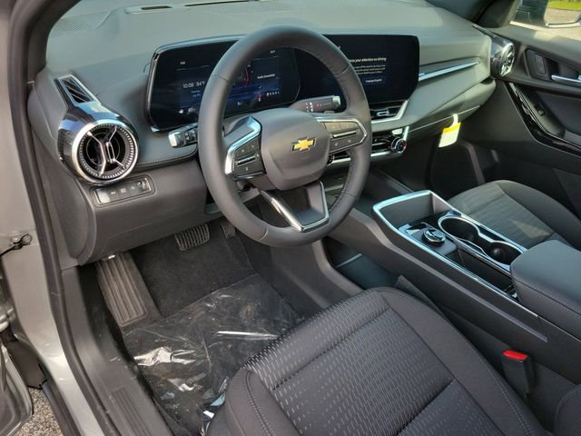2026 Chevrolet Equinox LT photo 4