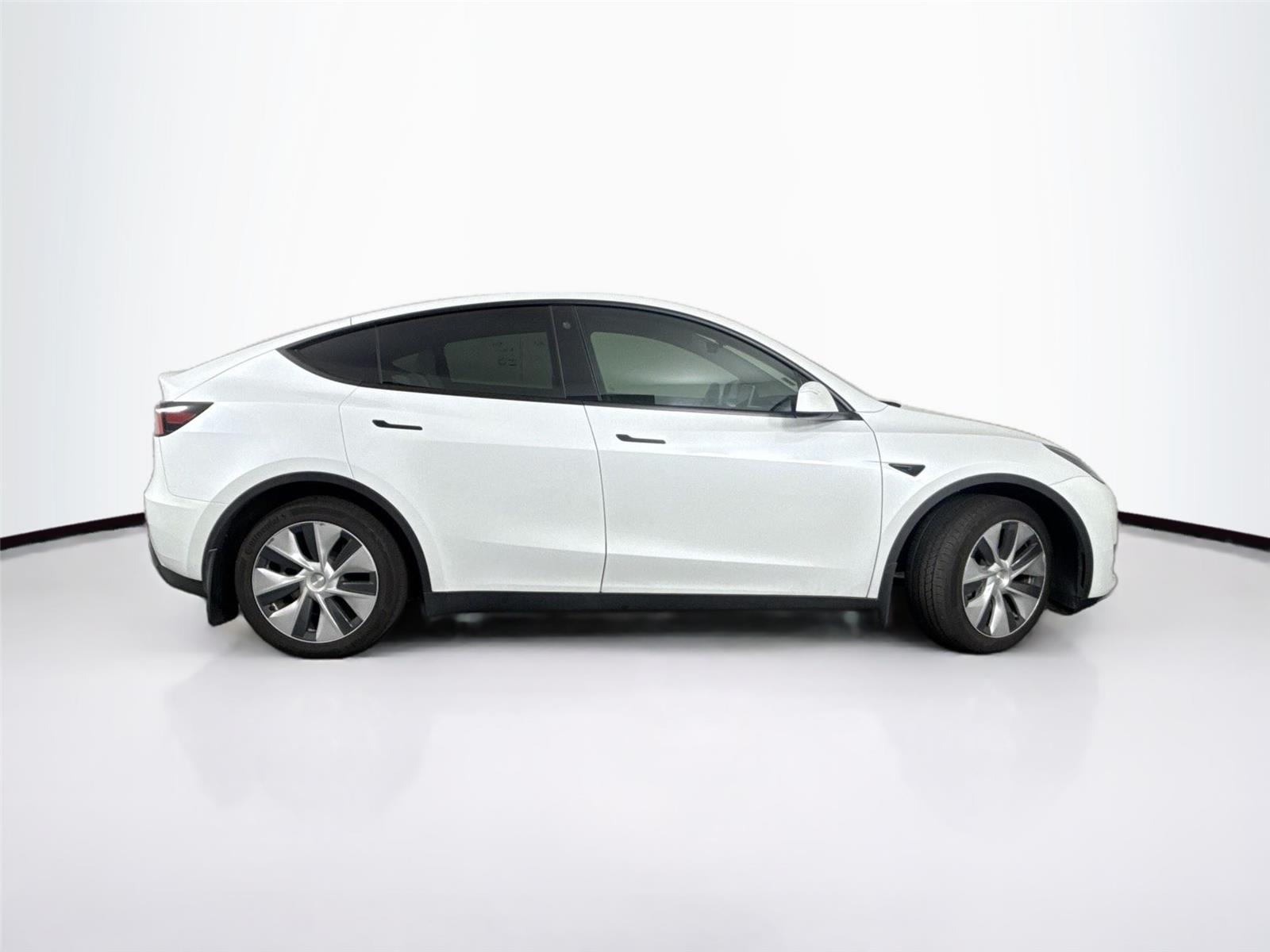 2023 Tesla Model Y Long Range photo 5