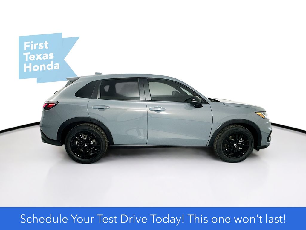 2026 Honda HR-V Sport photo 3