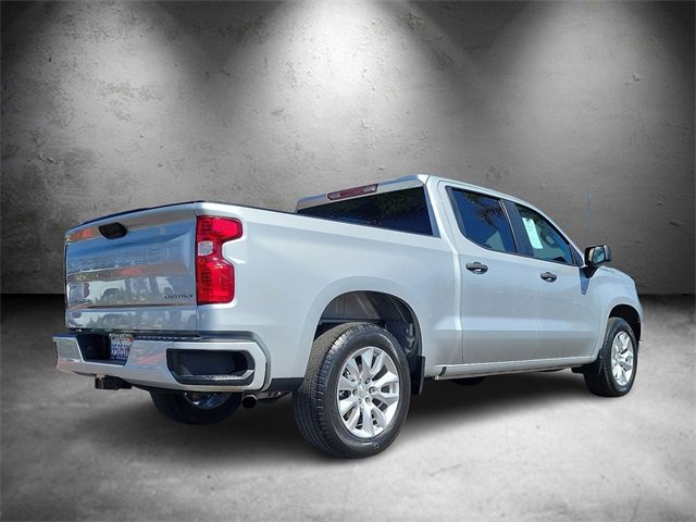 2022 Chevrolet Silverado 1500 Custom photo 3