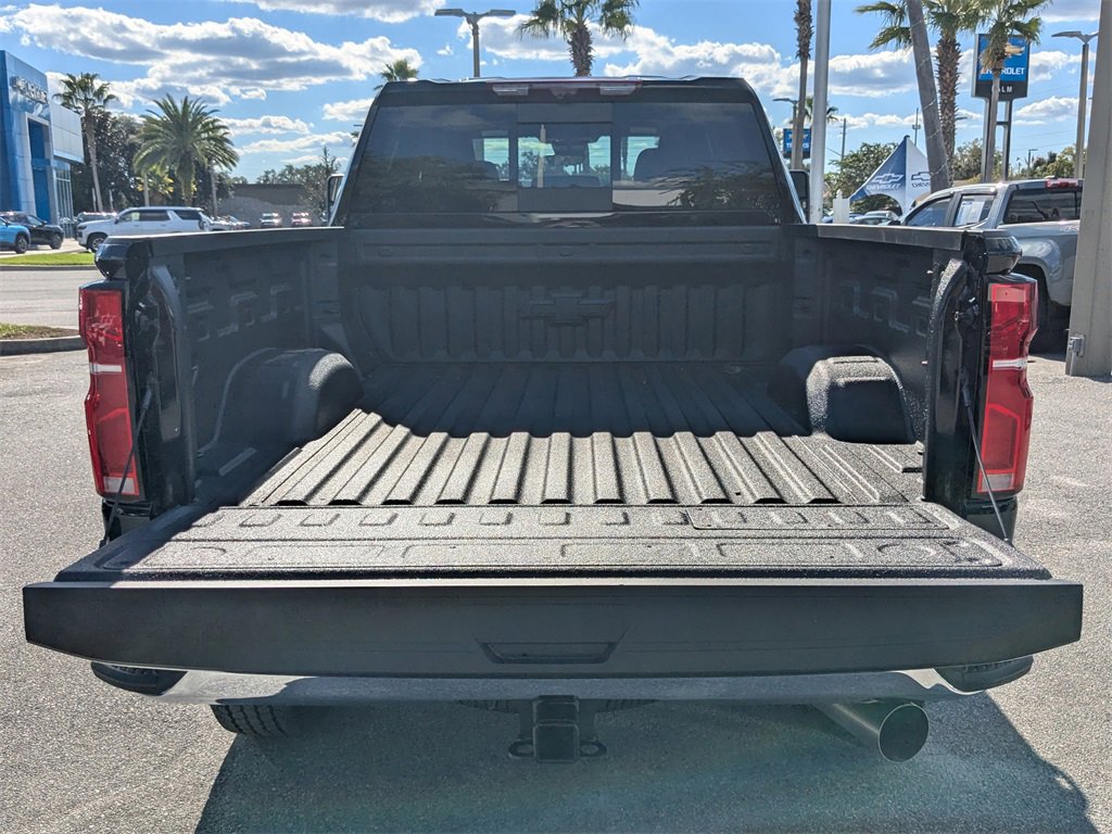 2026 Chevrolet Silverado 2500HD LTZ photo 4