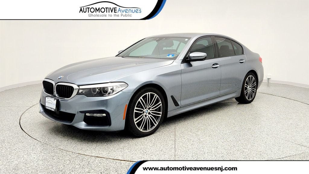 2018 BMW 5 Series 530's photo