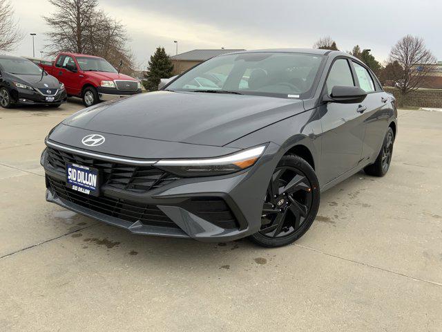 2026 Hyundai Elantra SEL's photo