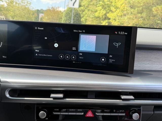 2026 Hyundai Ioniq SEL photo 15