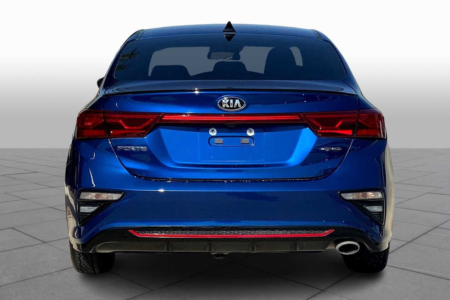 2021 Kia Forte GT-Line photo 4
