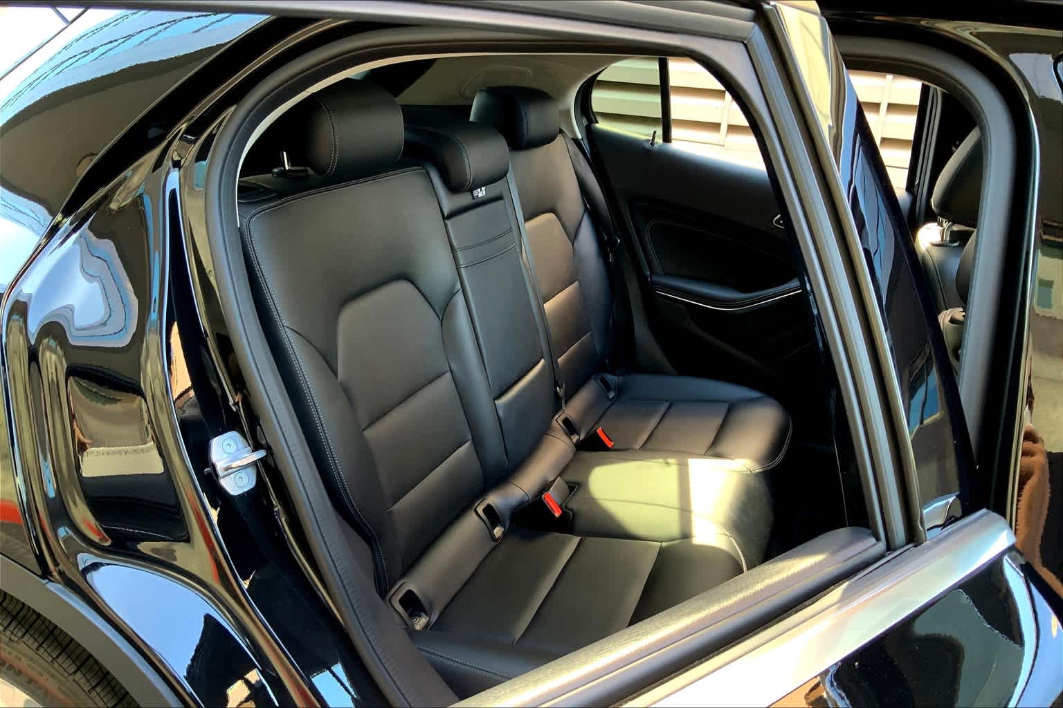 2020 Mercedes Benz GLA 250 4MATIC photo 18