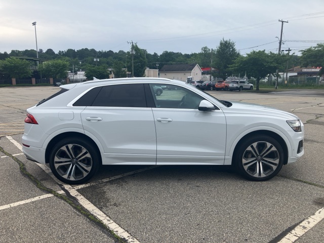 2019 Audi Q8 Prestige photo 4