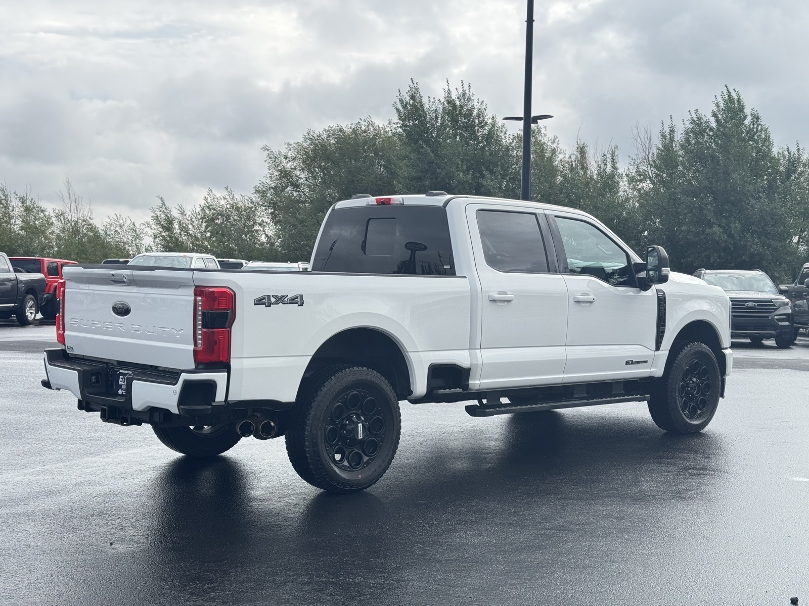 2024 Ford F-350 photo 3