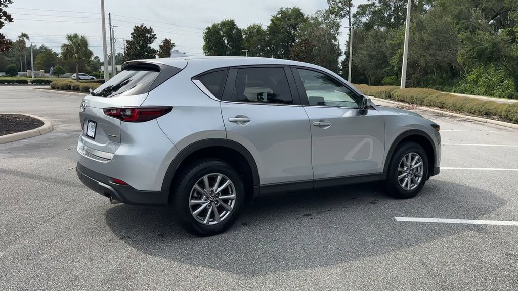 2022 Mazda CX-5 2.5 S Preferred photo 8