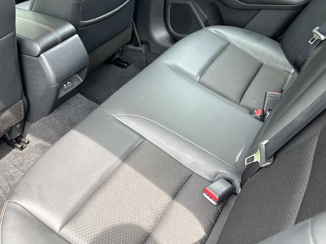2022 Nissan Altima 2.5 SR photo 13