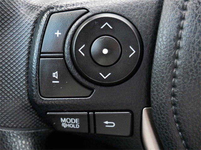 2014 Toyota RAV4 LE photo 24