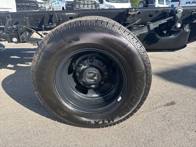 2025 Ram 3500 Tradesman photo 11