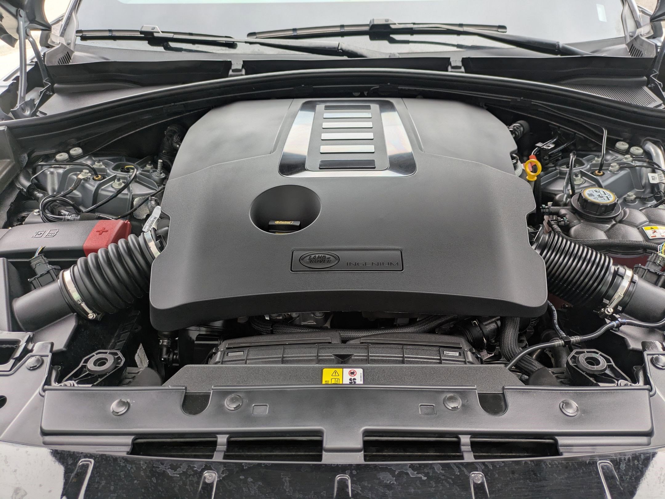 2024 Land Rover Range Rover Velar P400 Dynamic HSE photo 32