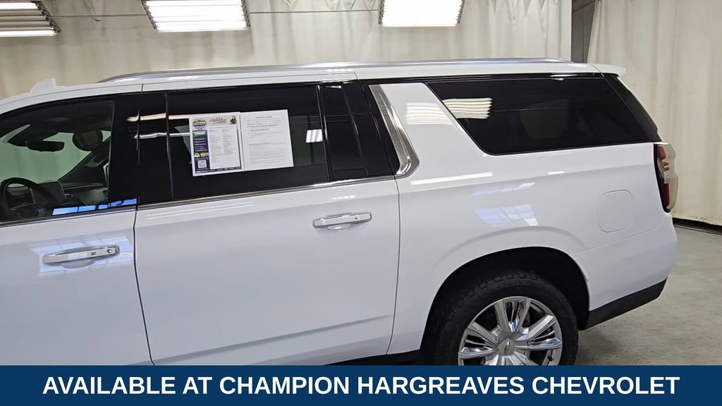 2023 Chevrolet Suburban High Country photo 4