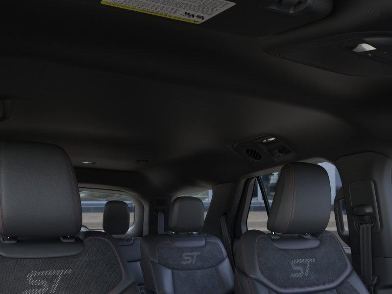 2025 Ford Explorer ST photo 21