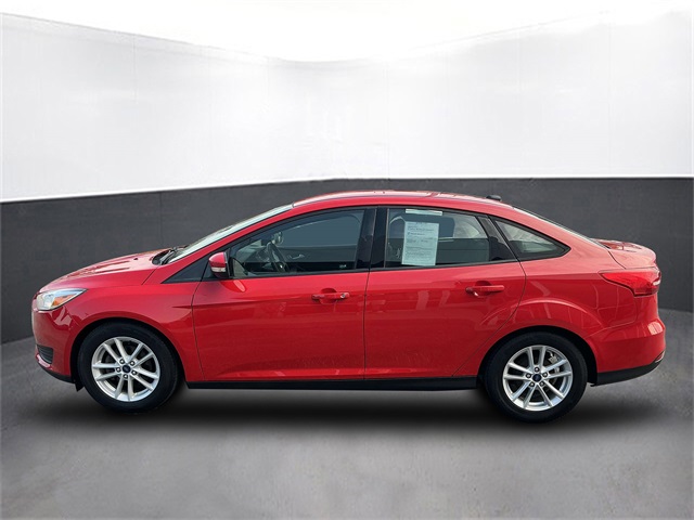 Used 2017 Ford Focus SE with VIN 1FADP3F24HL222791 for sale in Kansas City