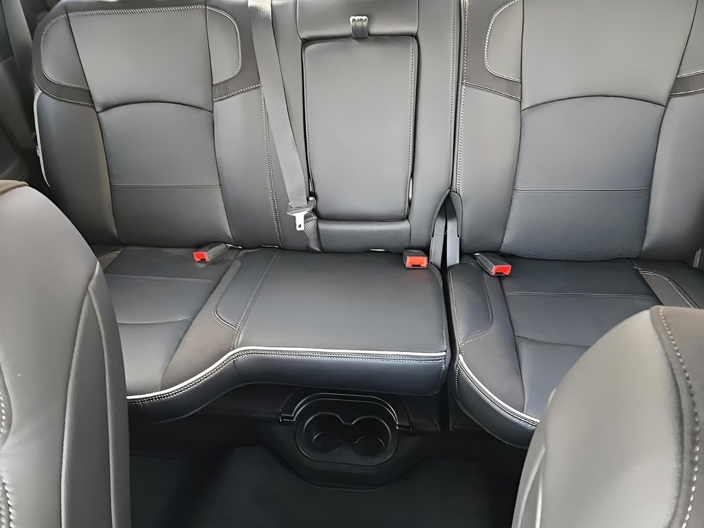 2025 Ram 2500 Laramie photo 27