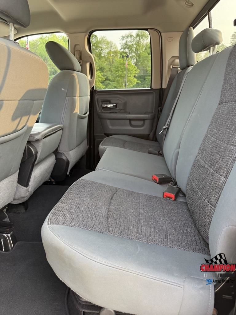 2019 Ram 1500 Classic SLT photo 20