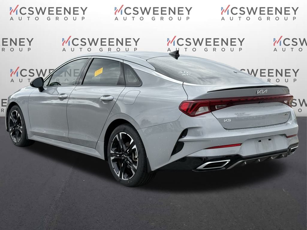 2023 Kia K5 GT-Line photo 3