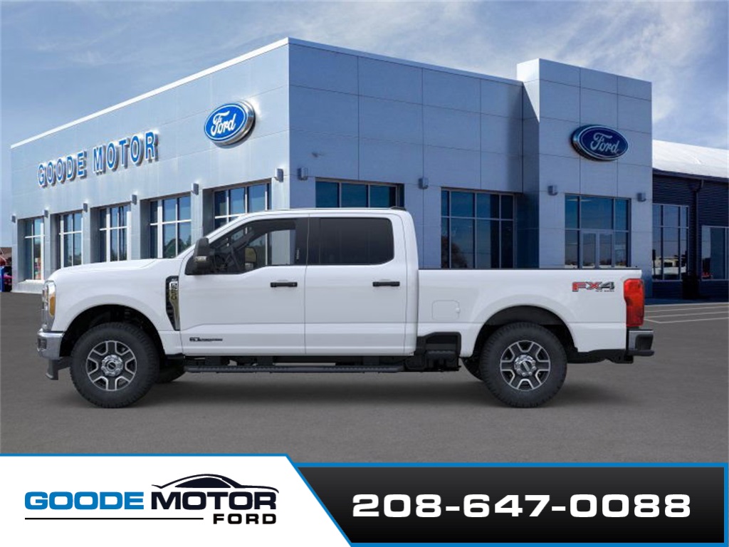 2025 Ford F-250 XLT photo 2