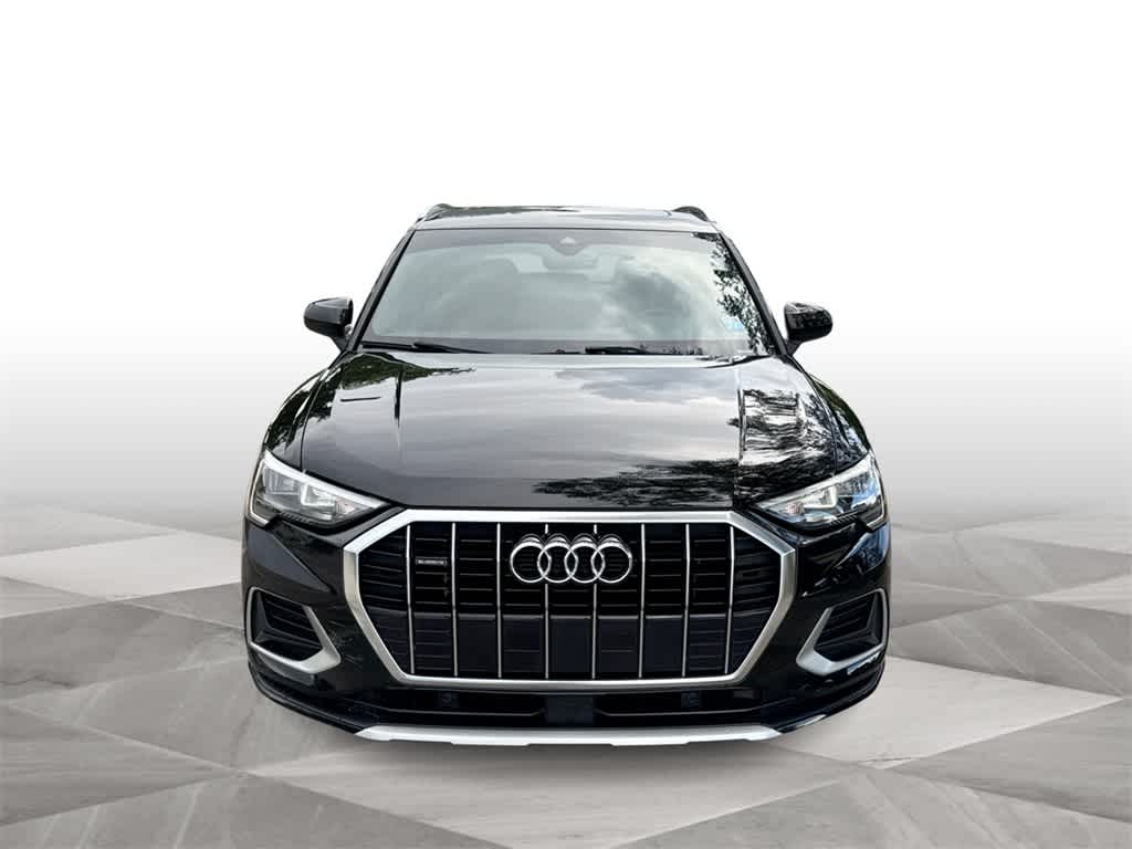 2020 Audi Q3 Premium photo 3