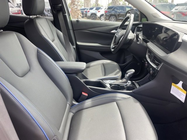 2026 Buick Encore GX Sport Touring photo 17