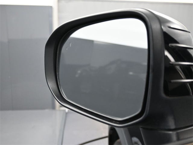 2022 Kia Telluride LX photo 3