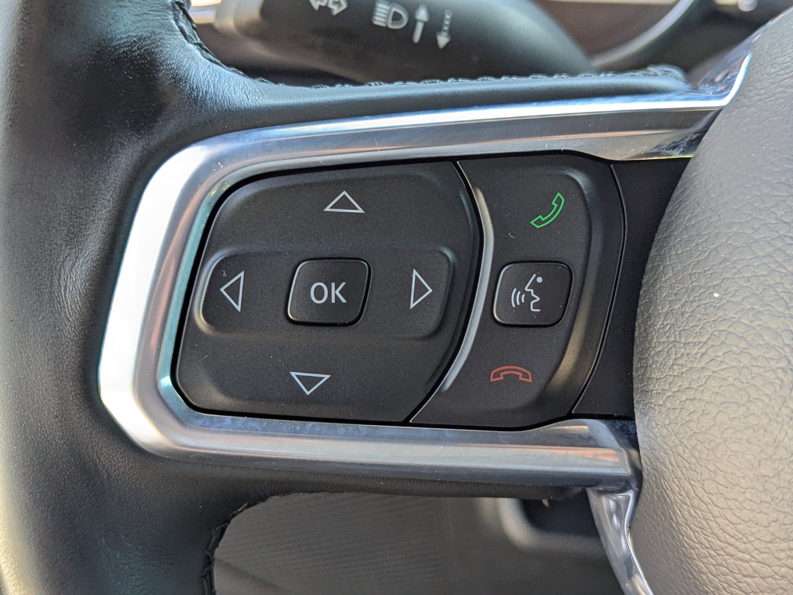 2021 Jeep Wrangler Unlimited Sahara Altitude photo 32