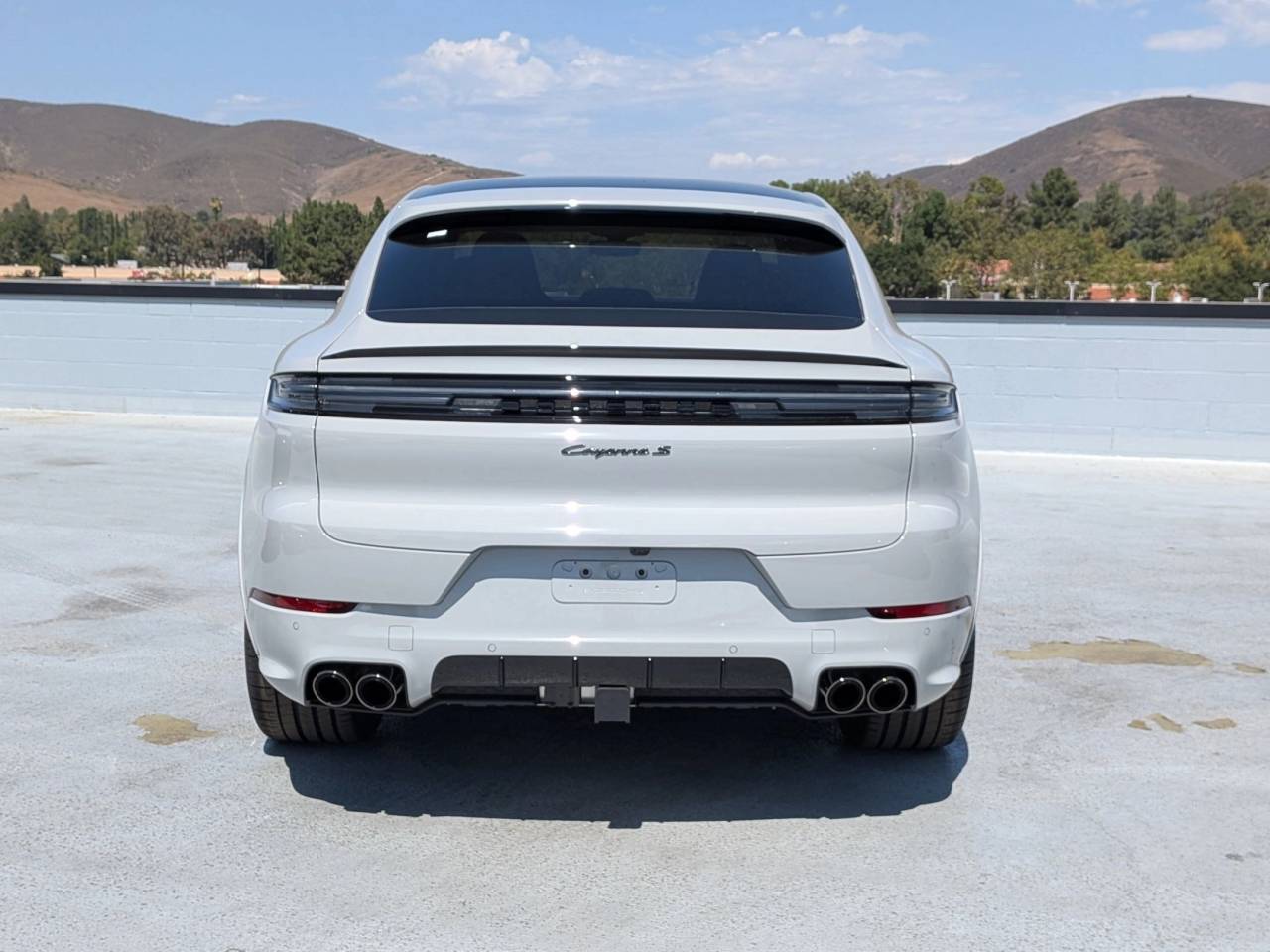 2026 Porsche Cayenne Coupe S photo 9