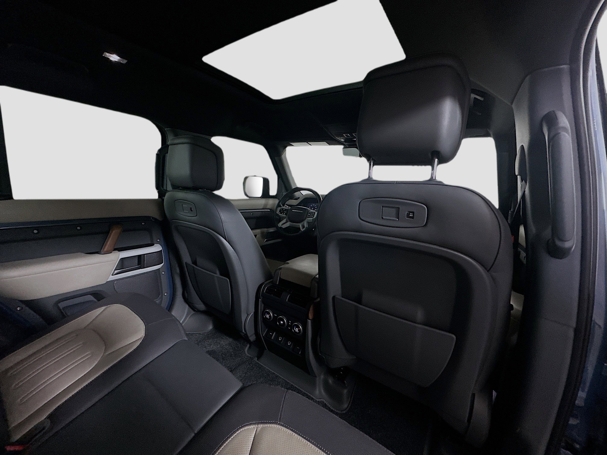 2021 Land Rover Defender X-Dynamic HSE photo 27